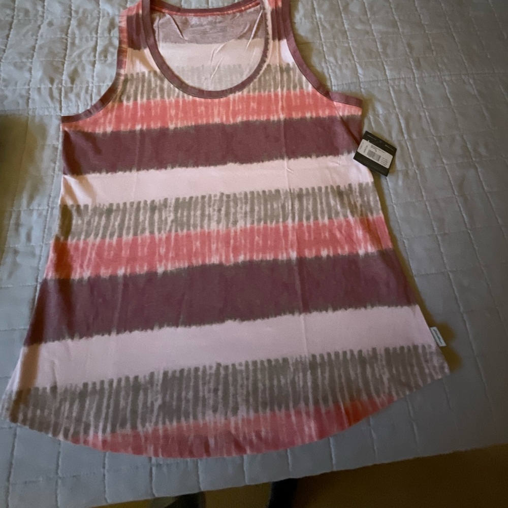 EDDIE BAUER Summer top.